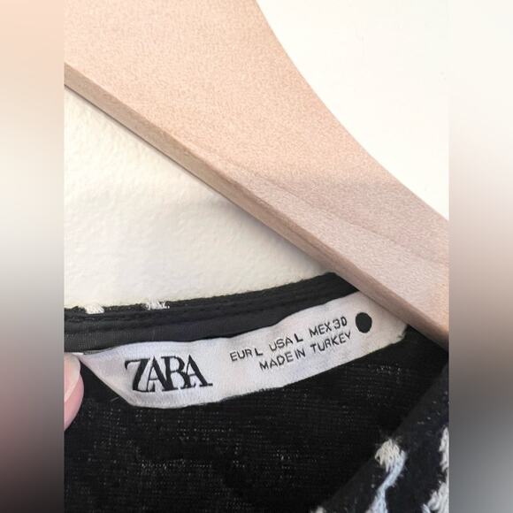 Zara longline jacquard top black and white abstract lines large fall - Picture 6 of 9